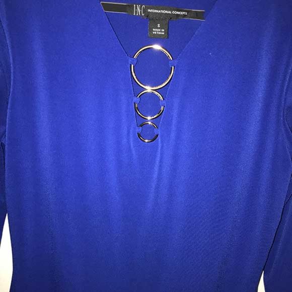 INC International Concepts 3 Ring Neckline Top - Picture 3 of 4